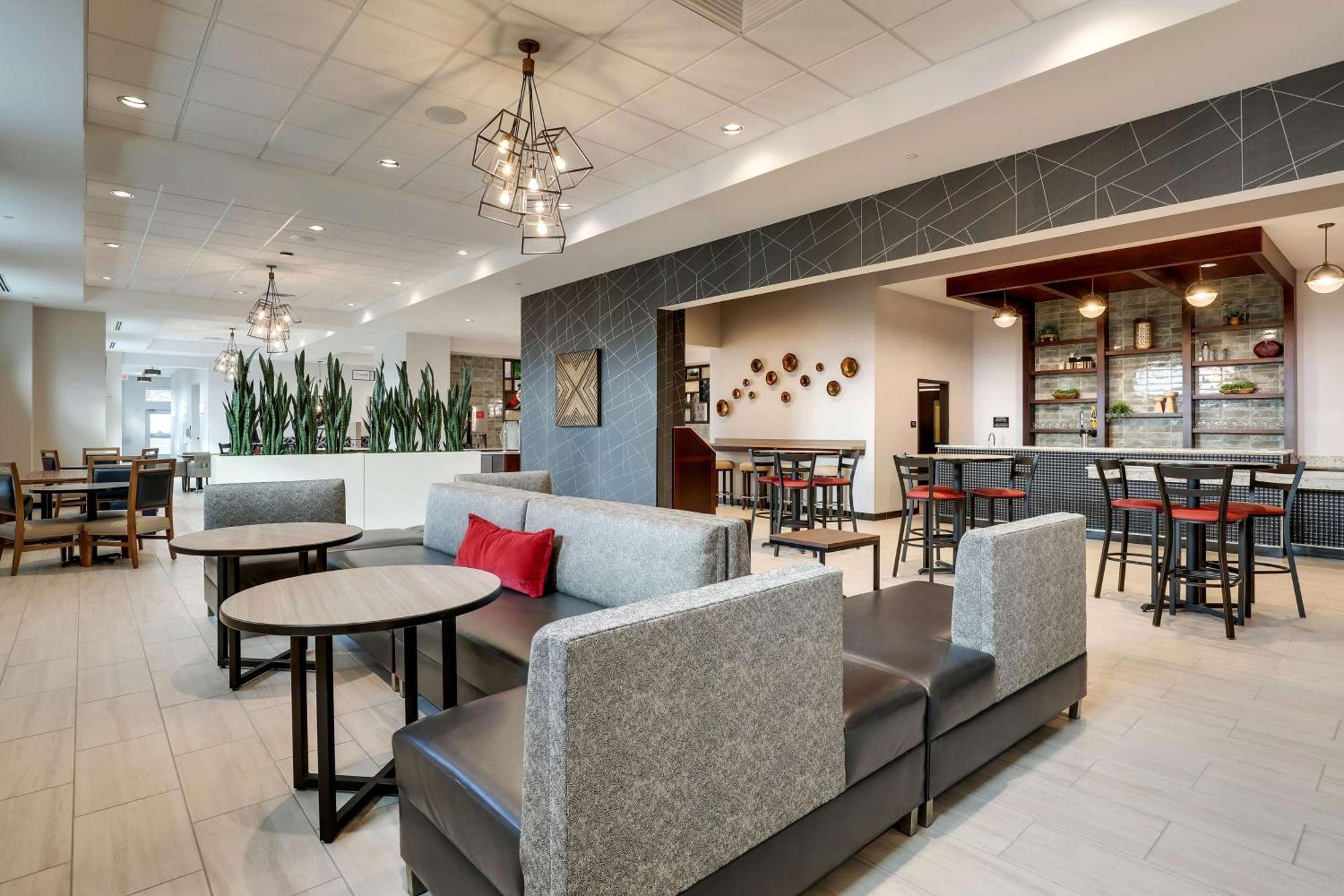 Drury Plaza Hotel Cincinnati Флорънс Екстериор снимка