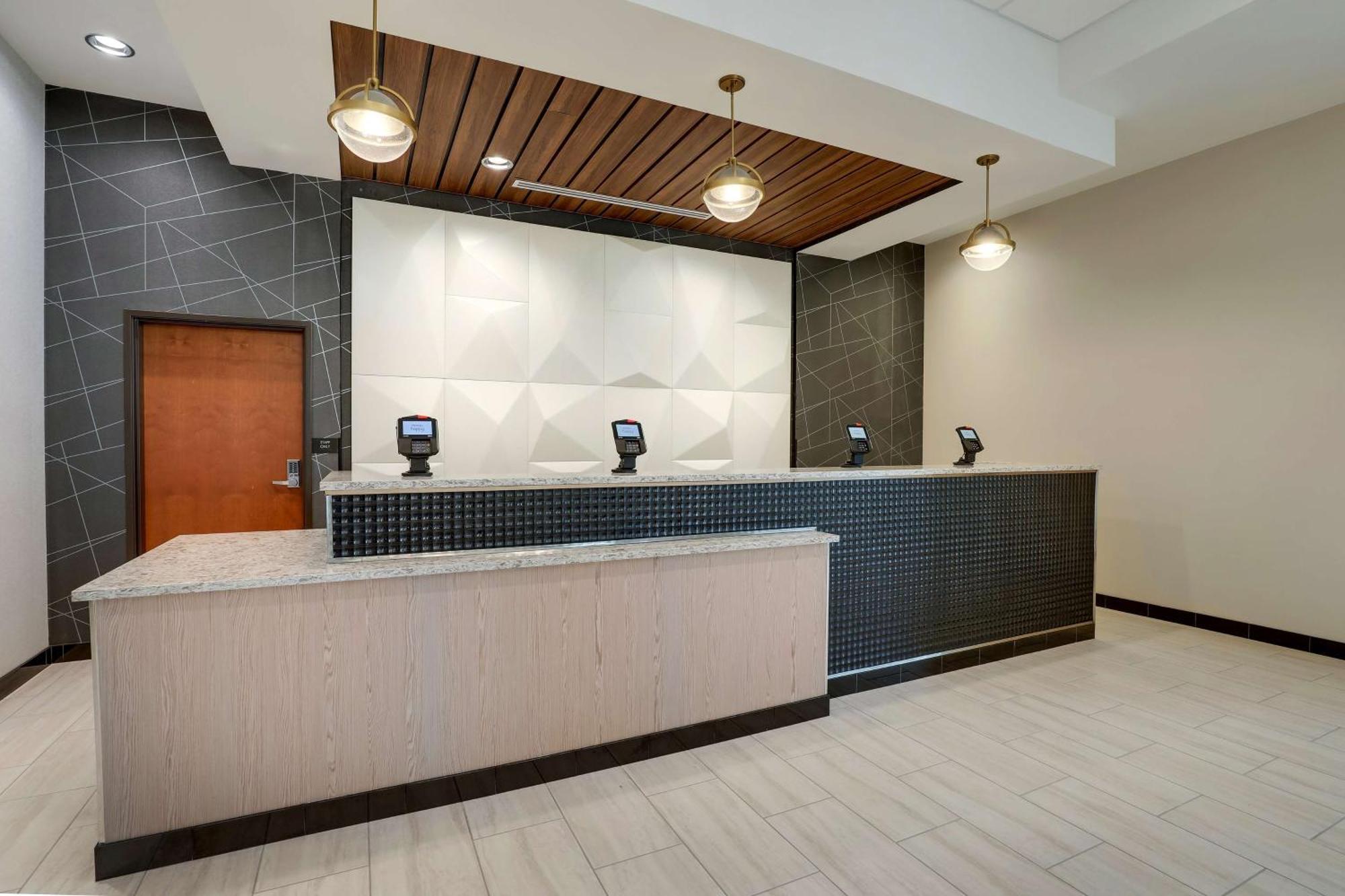 Drury Plaza Hotel Cincinnati Флорънс Екстериор снимка